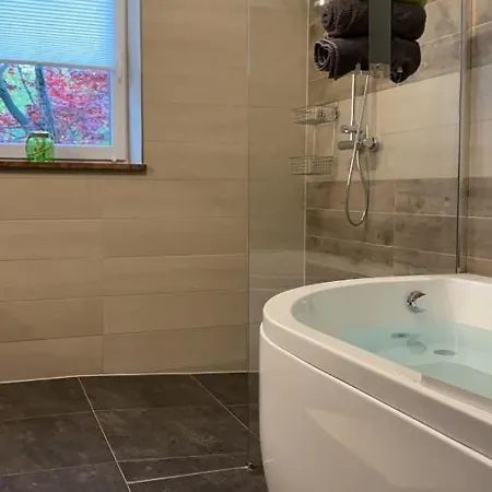 Stadtvilla Intzeplatz - Borkum Apartament Remscheid