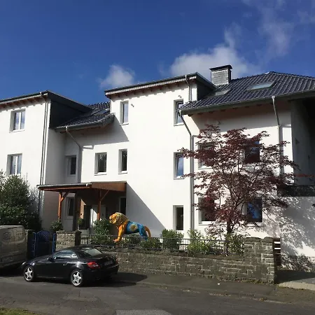 Stadtvilla Intzeplatz - Borkum Apartment Remscheid